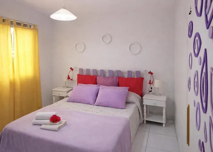 Sunny Pool Apartment Costa Del Silencio شقة